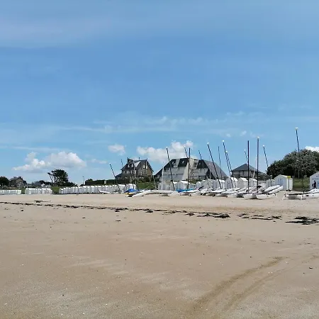Maison Familiale Proche De La Mer Lancieux Exterior foto