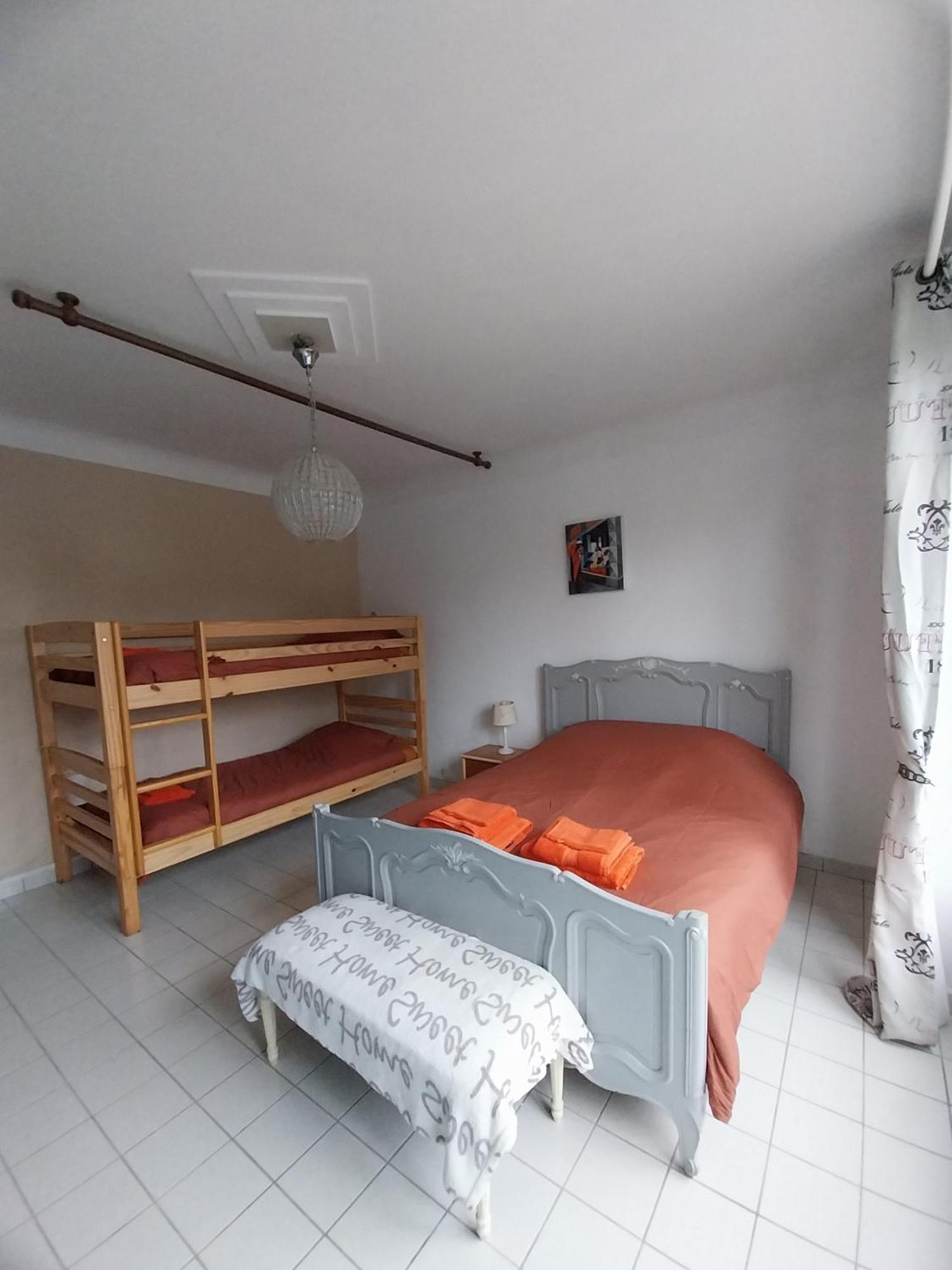 Maison Familiale Proche De La Villa Lancieux